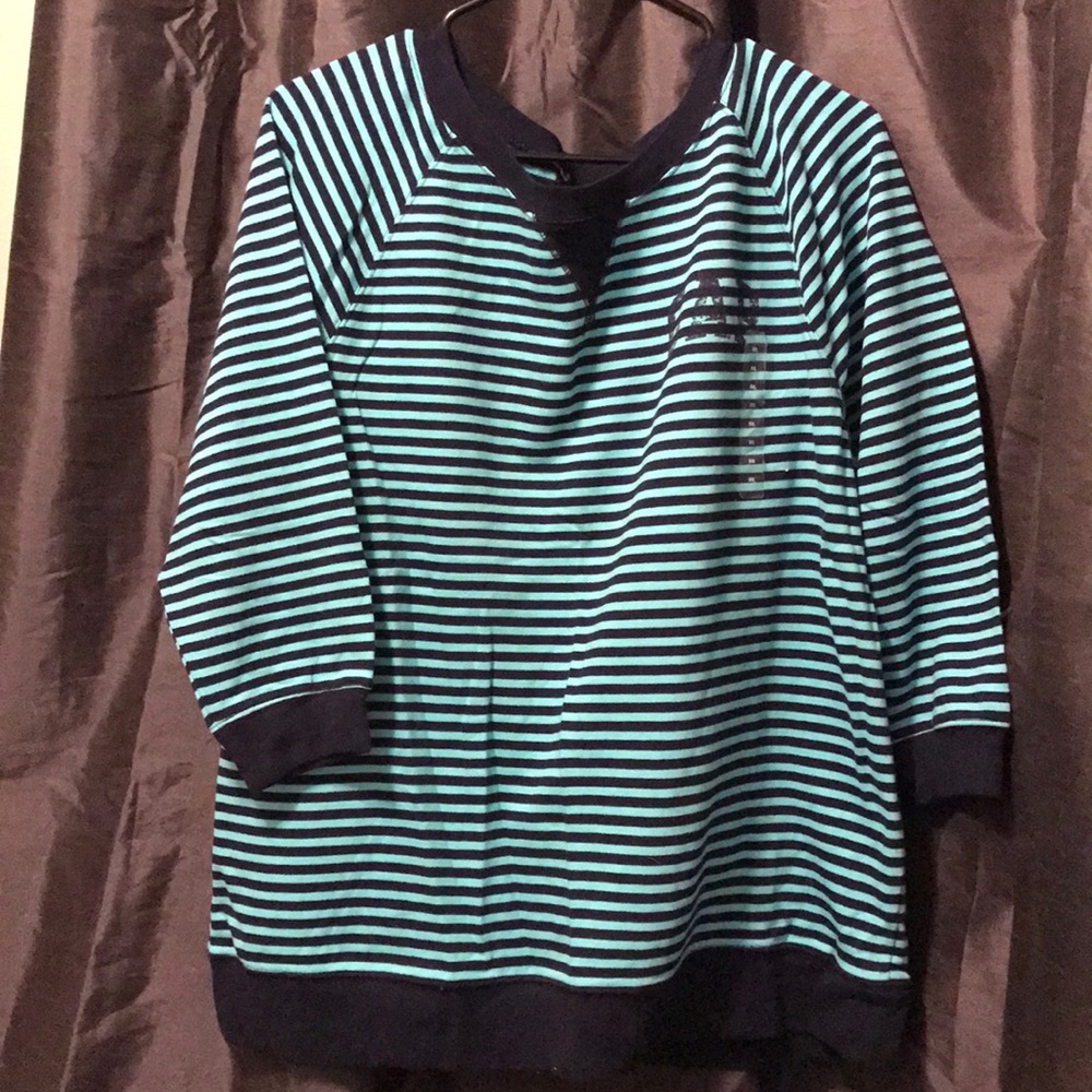 Gap sweatshirt, xxl, NWT